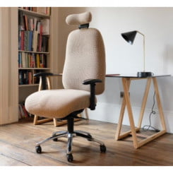 Adapt 700 SE chair
